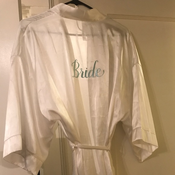 Bride Robe - Picture 2 of 3